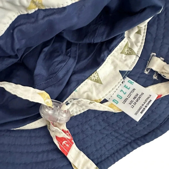 Dozer 12-24 months sailor bucket hat - Picture 2 of 3